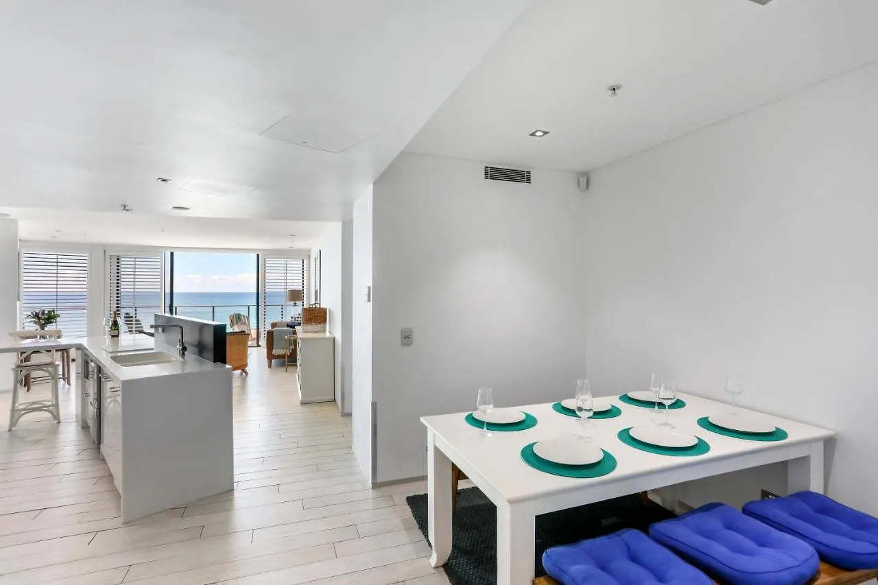 Ambience On Burleigh Beach Gold Coast Australia