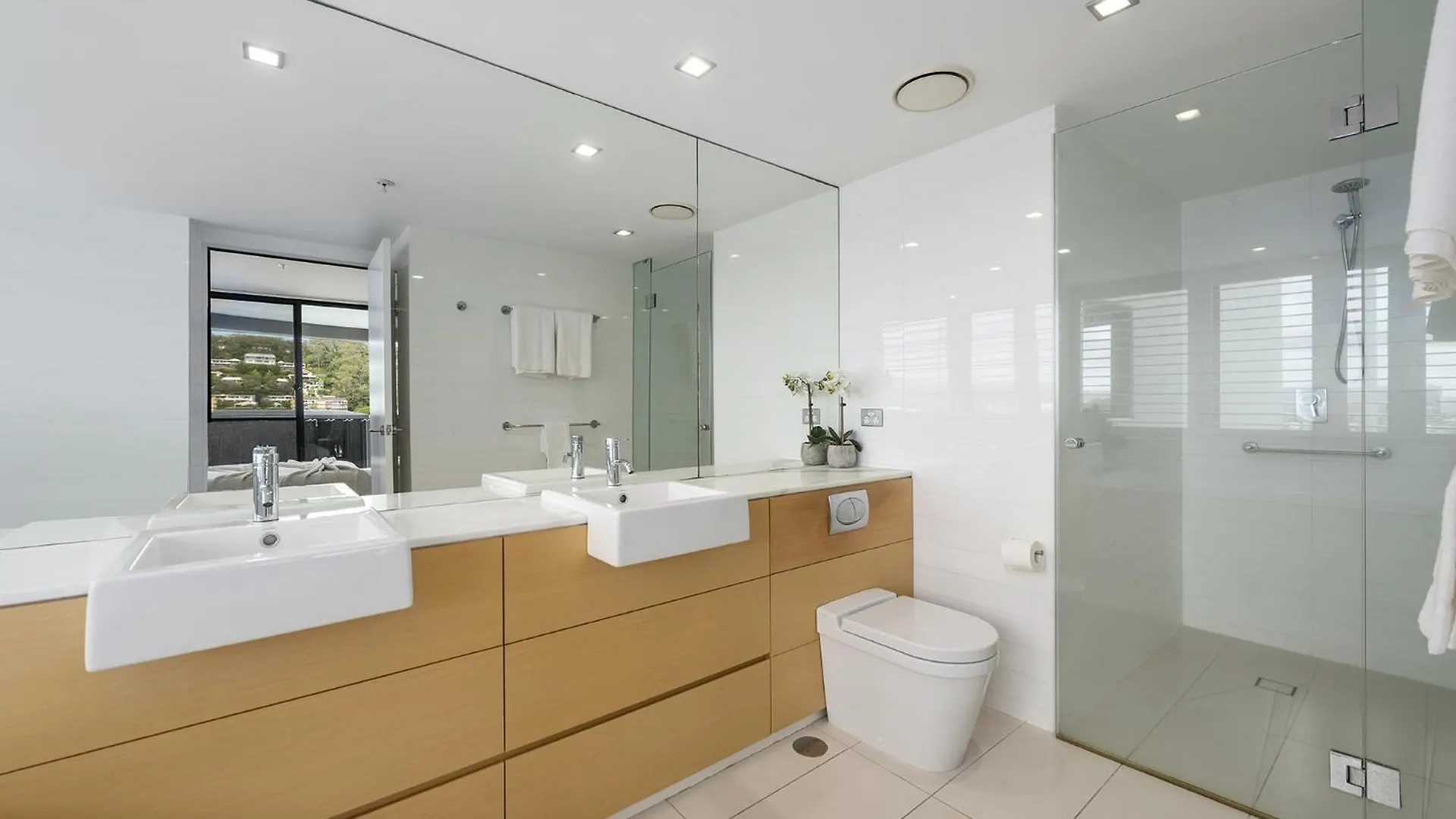 Aparthotel Ambience On Burleigh Beach Gold Coast