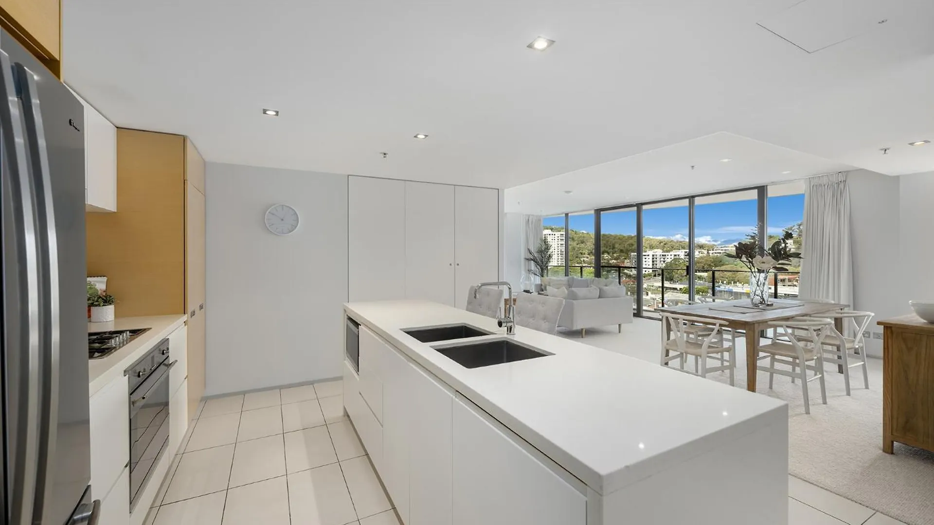 Ambience On Burleigh Beach Gold Coast 4*,