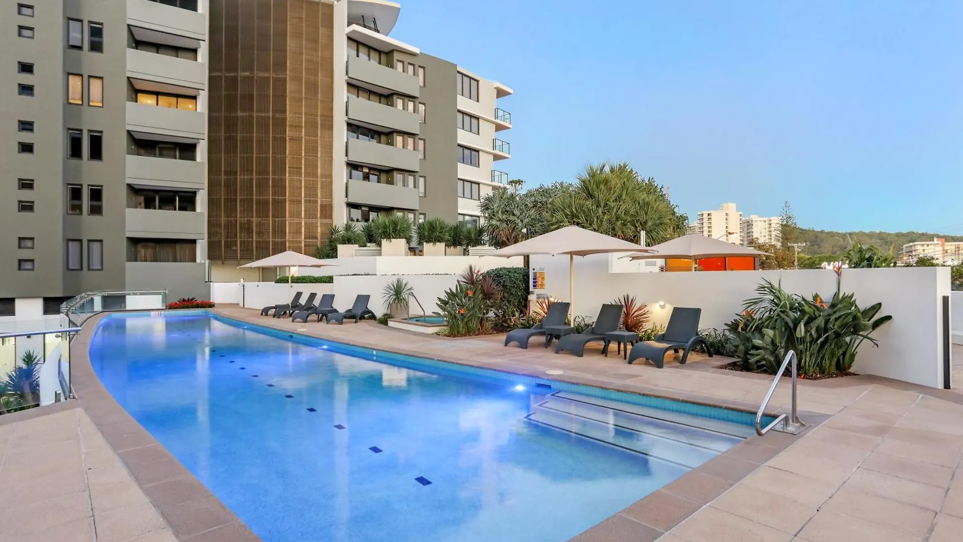 Ambience On Burleigh Beach Gold Coast Aparthotel